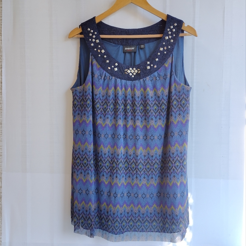 Avenue Stretch Studded Blouse Size 18/20
